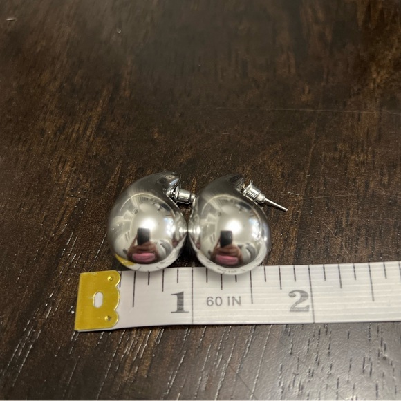 Fantasy Raindrop Earrings - Picture 2 of 4